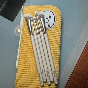 Fillimilli Yellow Ribbed Pouch with Makeup Brushes